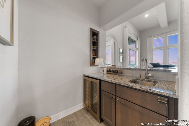 Listing photo id 26 for 6703 Bella Colina