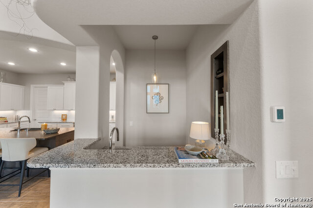 Listing photo id 27 for 6703 Bella Colina