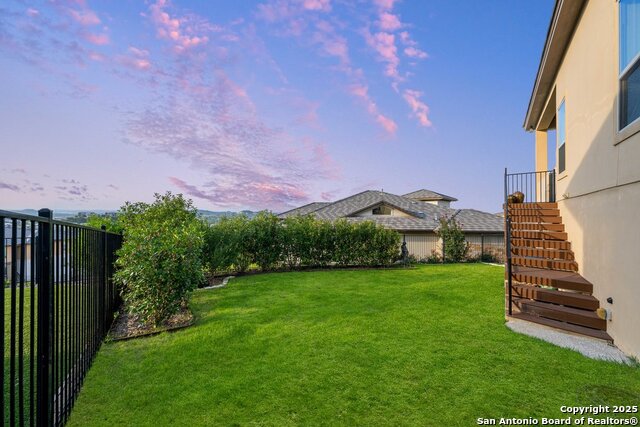 Listing photo id 52 for 6703 Bella Colina