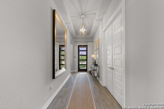 Listing photo id 6 for 6703 Bella Colina