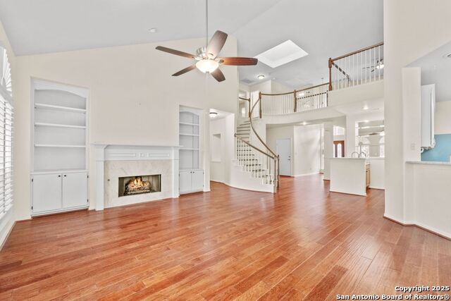 Listing photo id 10 for 614 Walder Trail