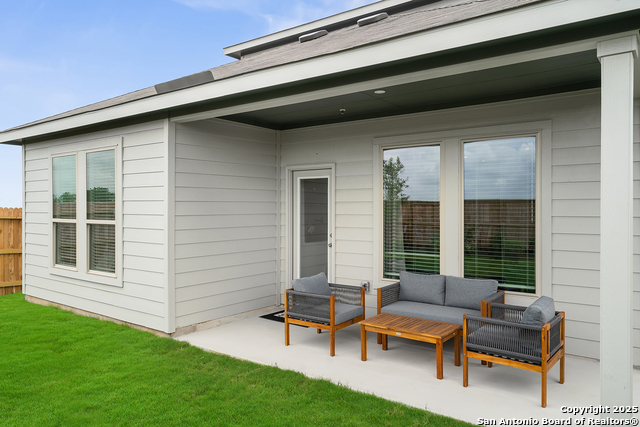 Listing photo id 24 for 1554 Estelea Grove