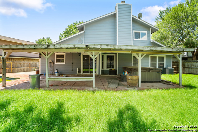 Listing photo id 24 for 3531 Oakfort