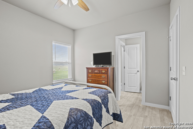 Image 16 of 43 For 234 Tawny Oak