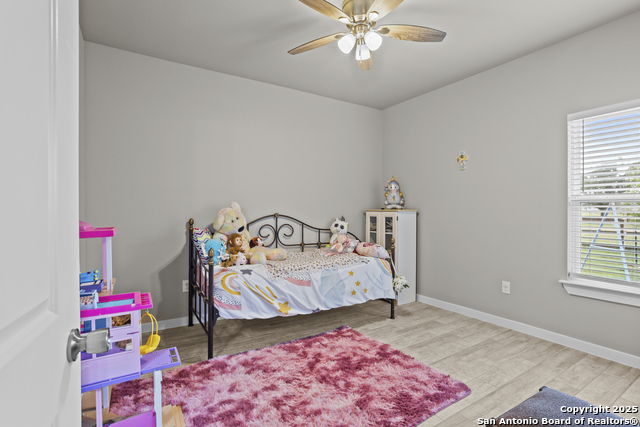 Image 19 of 43 For 234 Tawny Oak