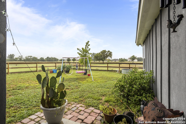 Image 31 of 43 For 234 Tawny Oak