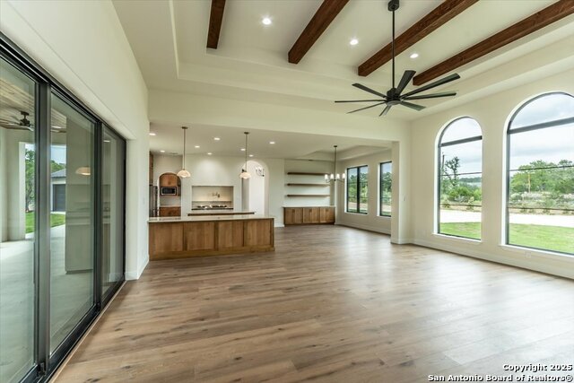 Listing photo id 11 for 26819 Pecan Bluff