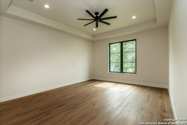 Listing photo id 14 for 26819 Pecan Bluff