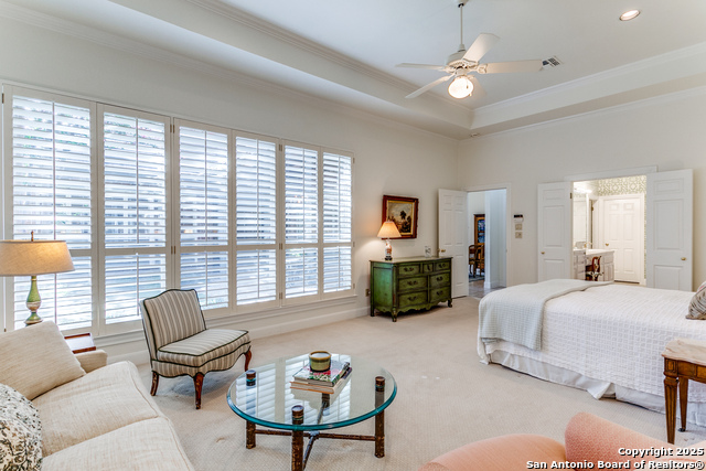 Listing photo id 13 for 50 Bristol Green