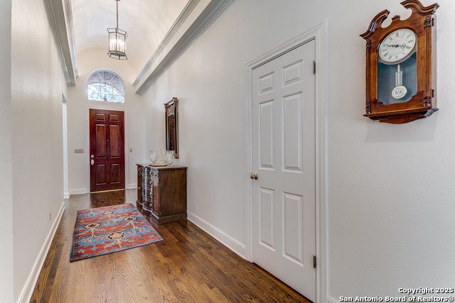 Listing photo id 2 for 50 Bristol Green