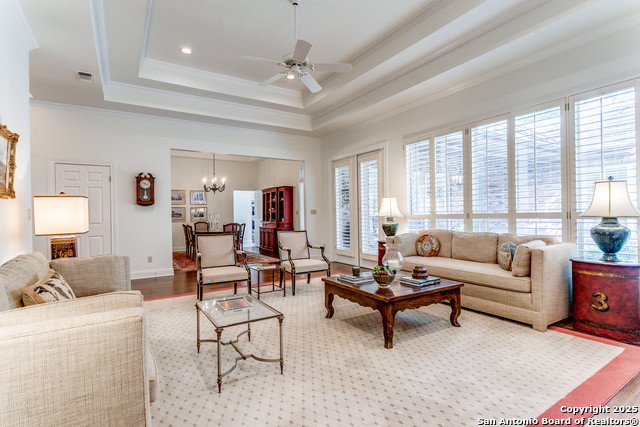 Listing photo id 5 for 50 Bristol Green