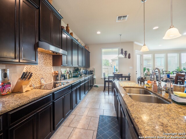 Image 13 of 45 For 813 Sussex Cove