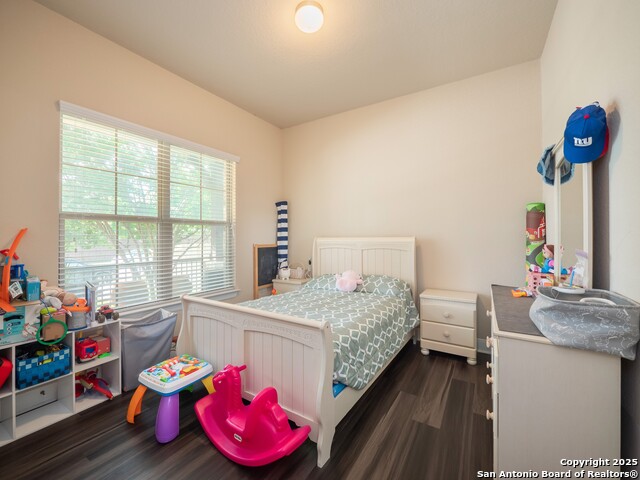 Image 19 of 45 For 813 Sussex Cove