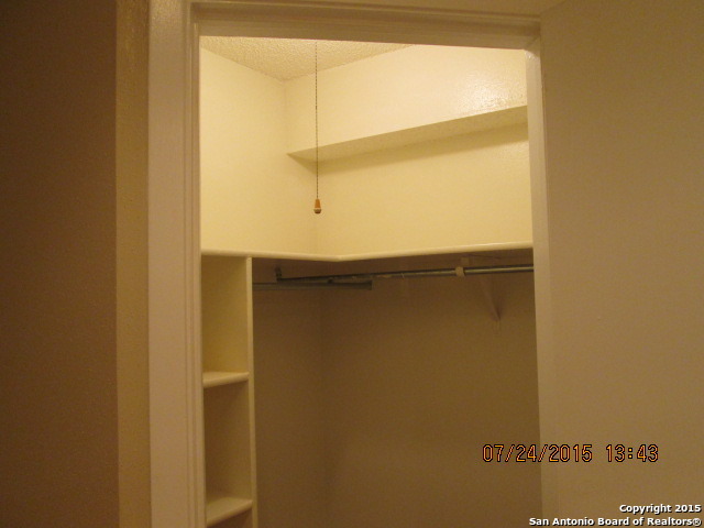 Image 16 of 20 For 3932 Heritage Hill Dr