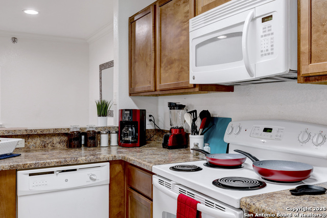 Image 15 of 36 For 7323 Snowden Rd  3302