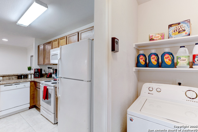 Image 18 of 36 For 7323 Snowden Rd  3302