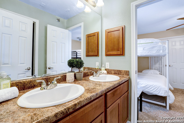 Image 33 of 36 For 7323 Snowden Rd  3302