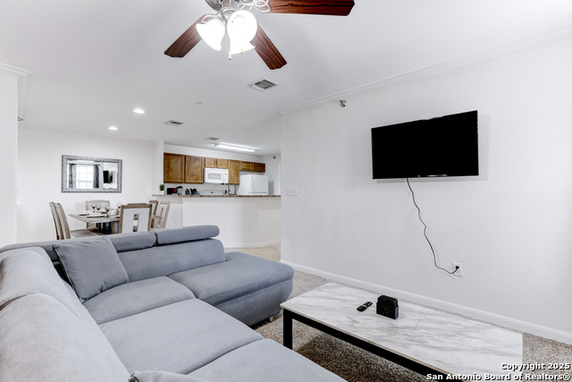 Image 6 of 36 For 7323 Snowden Rd  3302