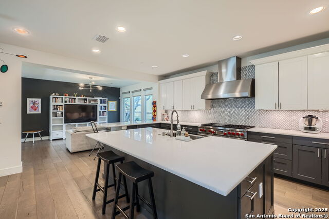 Image 10 of 31 For 7 Saxby