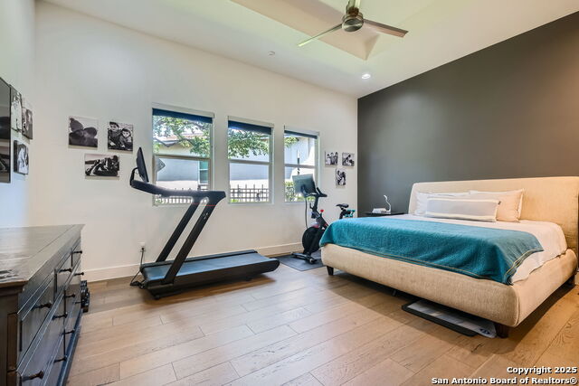 Image 14 of 31 For 7 Saxby