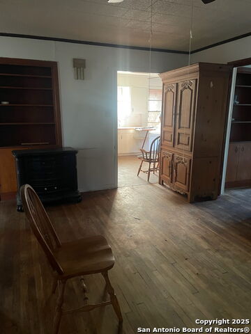 Image 3 of 18 For 411 Trevino S