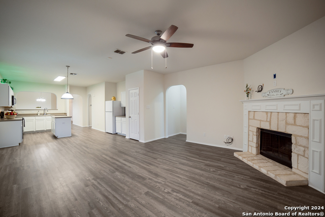 Image 13 of 30 For 27110 Saddlefoot Way