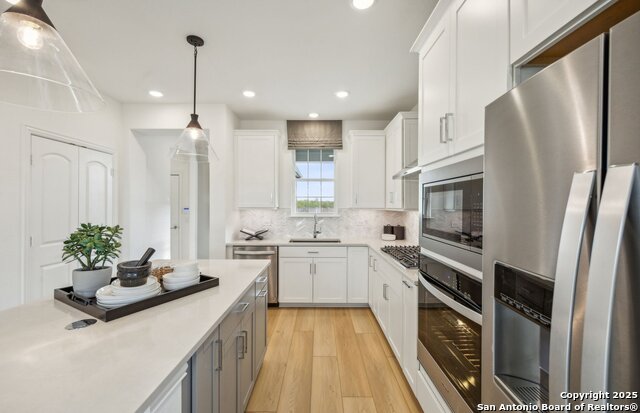Image 4 of 12 For 2089 Pinyon Dr