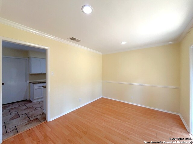 Image 13 of 43 For 3342 Carbine Road