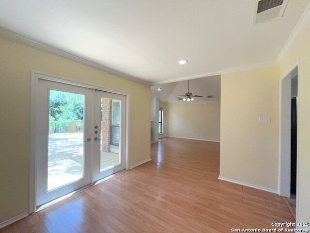 Image 14 of 43 For 3342 Carbine Road