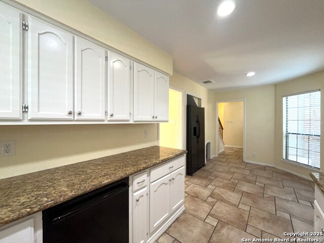 Image 19 of 43 For 3342 Carbine Road