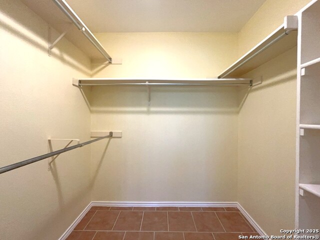 Image 33 of 43 For 3342 Carbine Road