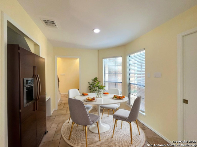 Image 7 of 43 For 3342 Carbine Road