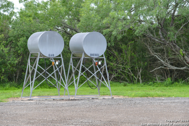 Image 13 of 42 For 00 Tbd