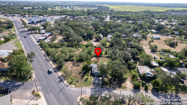 Image 21 of 30 For 806 Park St S