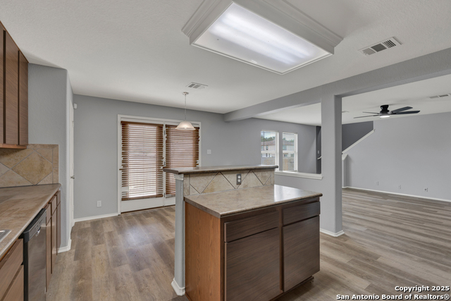 Image 13 of 33 For 188 Lex Word