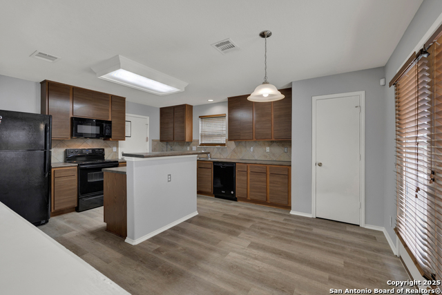 Image 8 of 33 For 188 Lex Word