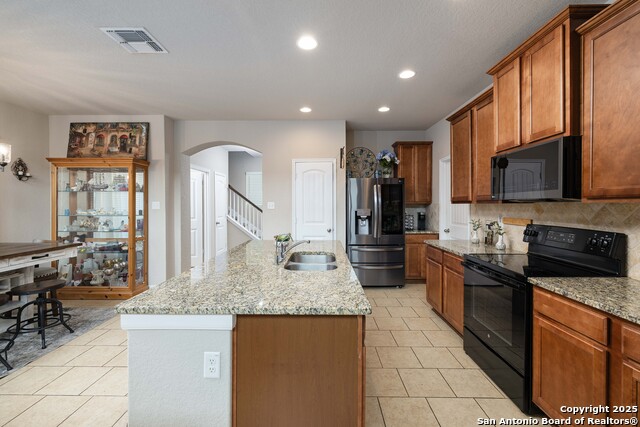 Listing photo id 4 for 10238 Midsummer Meadow