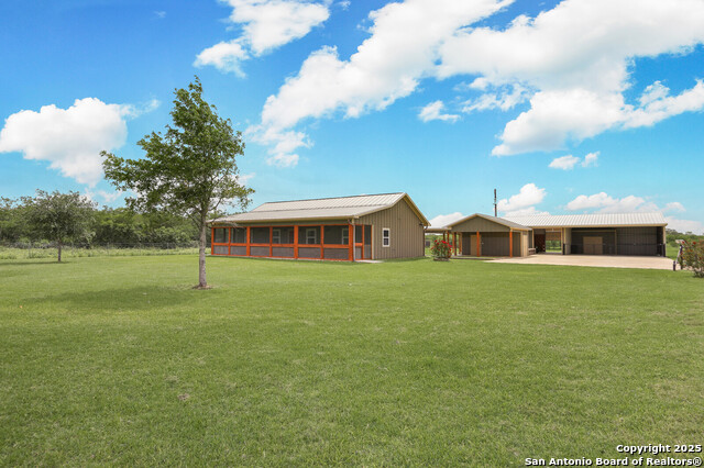 Details for 891 Hopkinsville Rd, Cuero, TX 77954