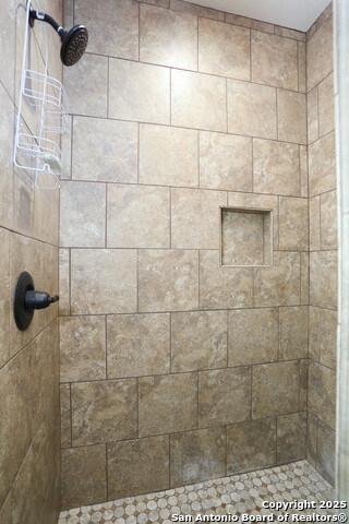 Image 18 of 36 For 891 Hopkinsville Rd