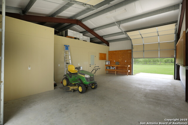 Image 22 of 36 For 891 Hopkinsville Rd