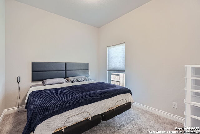 Image 18 of 29 For 4995 Winkler Trail