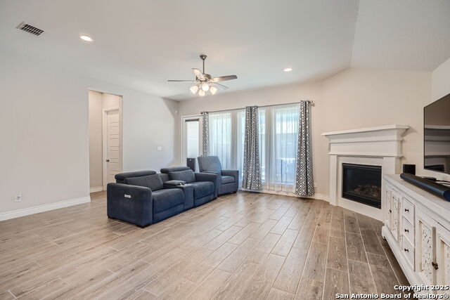 Image 5 of 29 For 4995 Winkler Trail