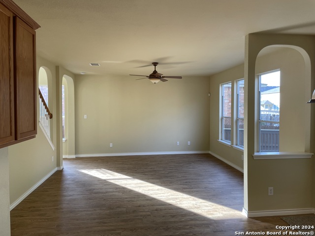 Image 6 of 31 For 12227 Eden Mill