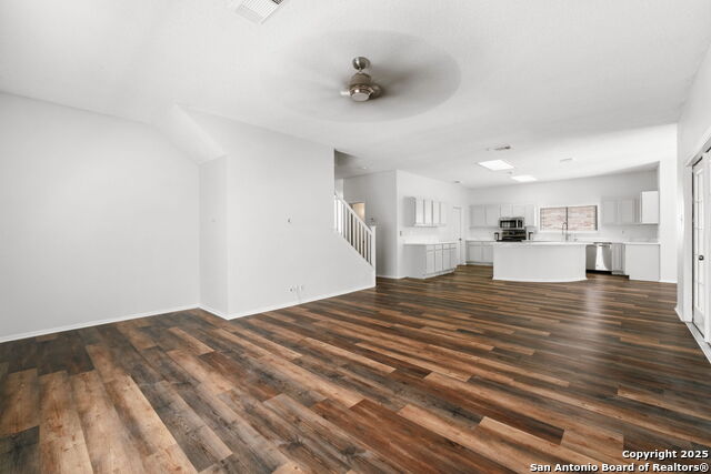 Listing photo id 8 for 9546 Wicklow