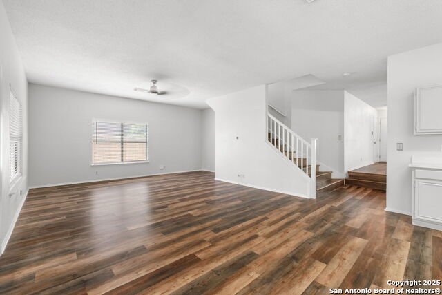 Listing photo id 7 for 9546 Wicklow