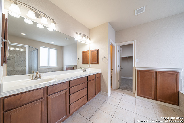 Image 13 of 88 For 2506 Cielo Trace