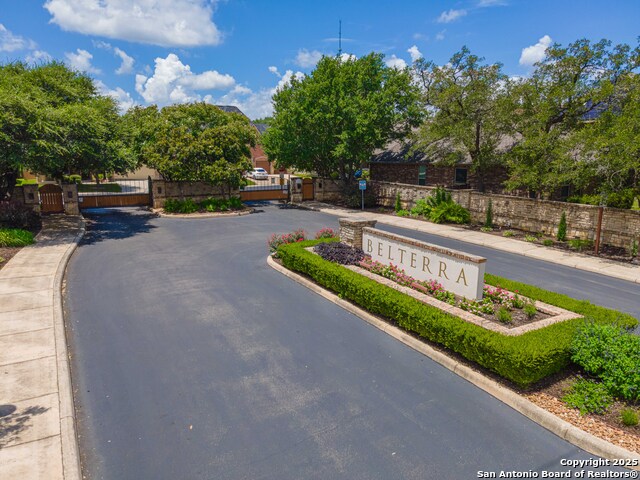 Image 43 of 88 For 2506 Cielo Trace