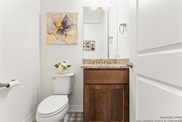 Listing photo id 25 for 23402 Grande Vista