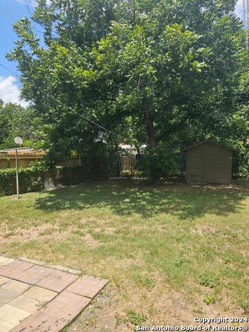 Image 11 of 12 For 303 Pilgrim Dr