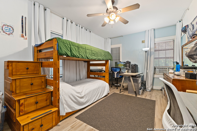 Image 13 of 30 For 1604 J St  